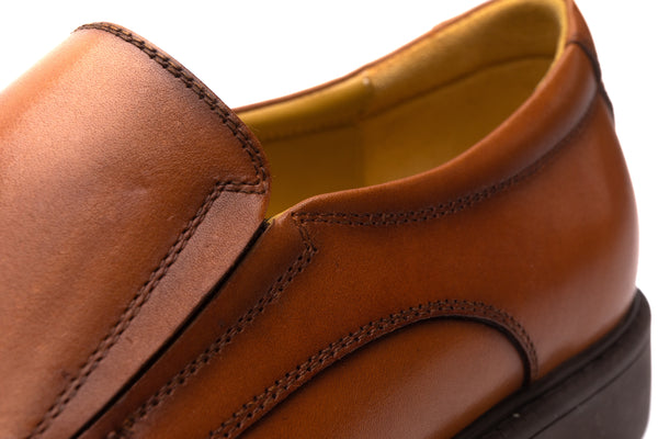 Badbury Slip-on square toe  Tan leather