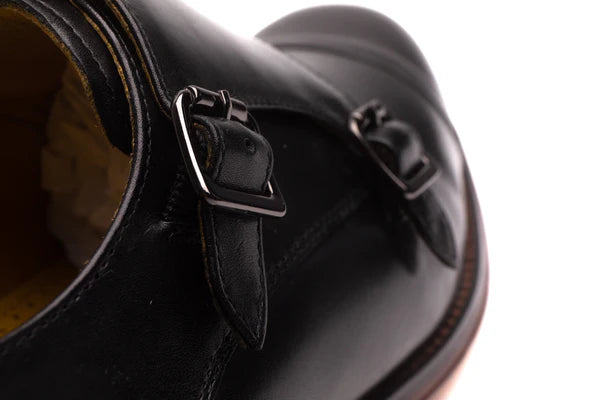 Calder's double monastic shoe   Leather in black